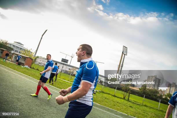 tillfredsställelse efter vinnande - rugby tournament bildbanksfoton och bilder