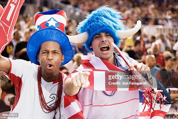 united states soccer fans cheering - foam hand imagens e fotografias de stock