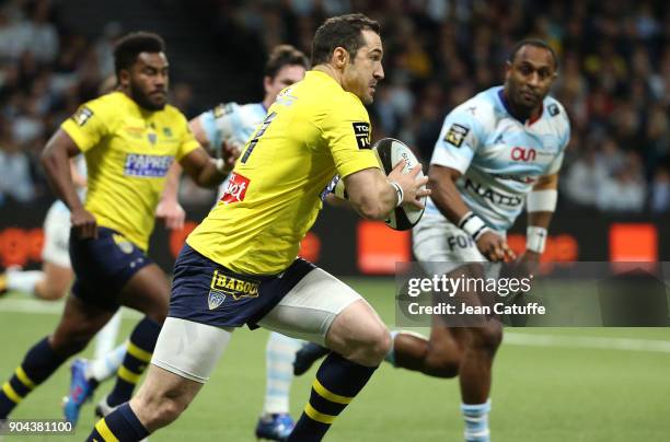 Scott Spedding of Clermont during the Top 14 rugby match between Racing 92 and ASM Clermont Auvergne on January 7, 2018 at U Arena in Nanterre near...