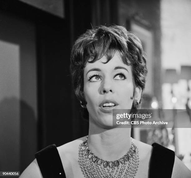 American actress and commedienne Carol Burnett Rod Serling in a scene from an episode of the television show 'The Twilight Zone' entitled 'Cavender...