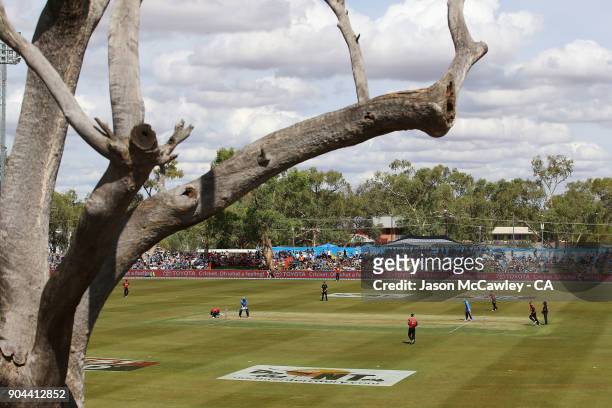 General view during the Big Bash League match between the Adelaide Strikers and the Perth Scorchers at Traeger Park on January 13, 2018 in Alice...