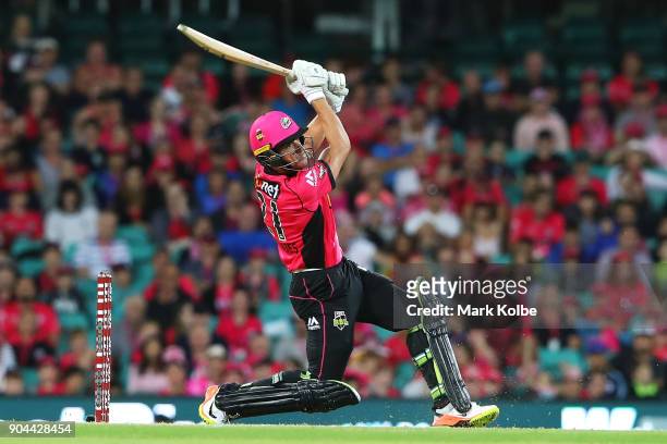 Moises Henriques of the Sixers bats during the Big Bash League match between the Sydney Sixers and the Sydney Thunder at Sydney Cricket Ground on...