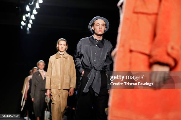 Models walk the runway at the Miaoran show during Milan Men's Fashion Week Fall/Winter 2018/19 on January 13, 2018 in Milan, Italy.