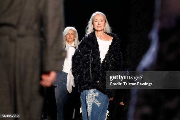 Models walk the runway at the Miaoran show during Milan Men's Fashion Week Fall/Winter 2018/19 on January 13, 2018 in Milan, Italy.