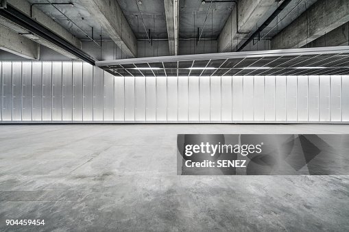Empty Pit Garage Empty Pit Garage