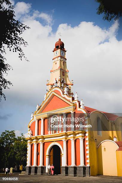 church in coatepec, mexico. - veracruz stockfoto's en -beelden