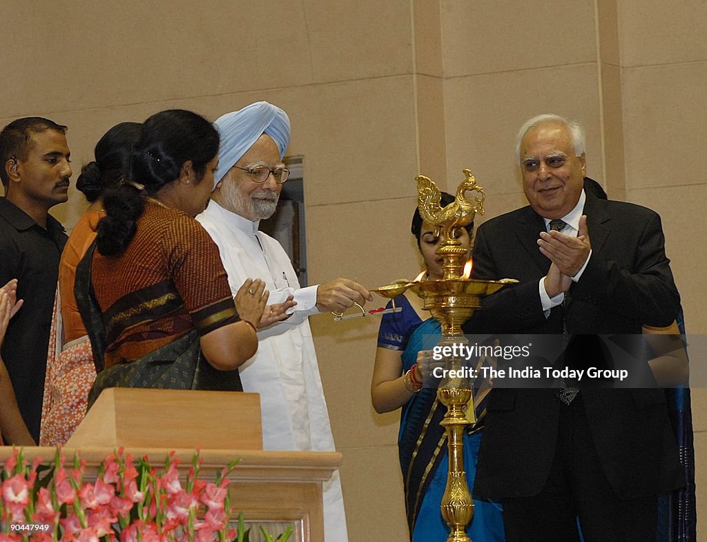 PM Launches Saakshar Bharat Mission