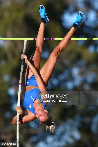 Vicky Parnov competes in the women's pole vault during the Jandakot Airport Perth Track Classic at WA Athletics Stadium on January 13, 2018 in Perth,...