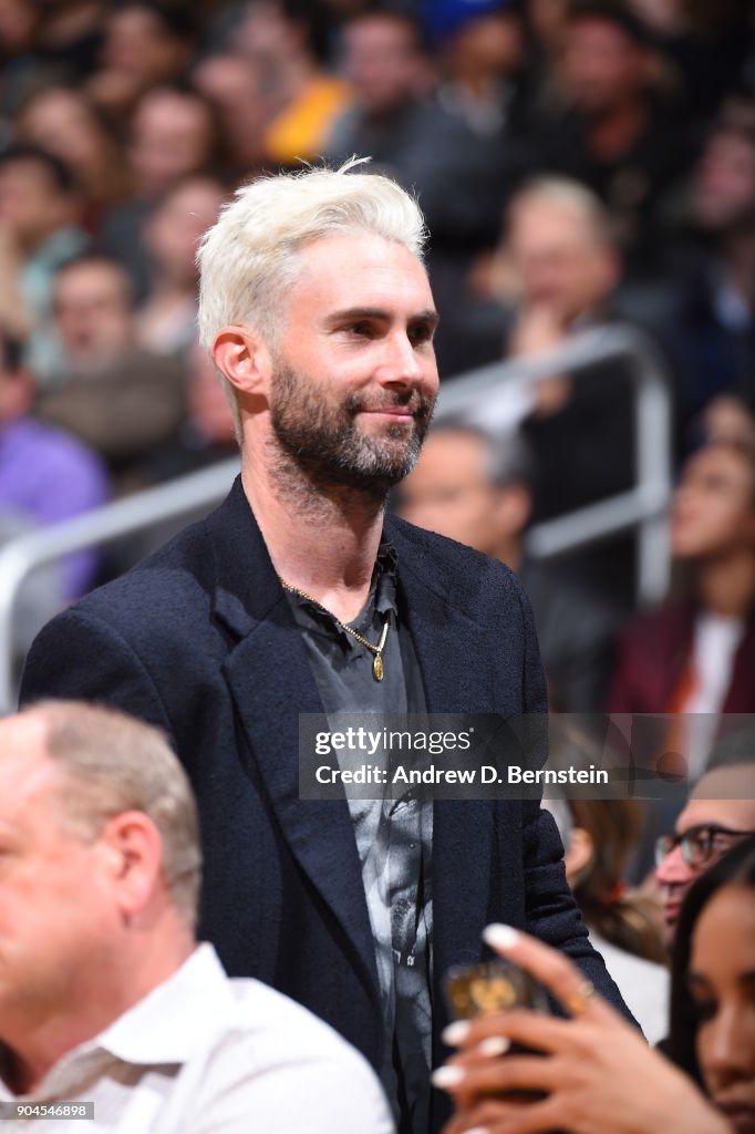 San Antonio Spurs v Los Angeles Lakers