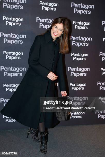 Actress Elsa Zylberstein attends the "Pentagon Papers" Paris Premiere at Cinema UGC Normandie on January 13, 2018 in Paris, France.