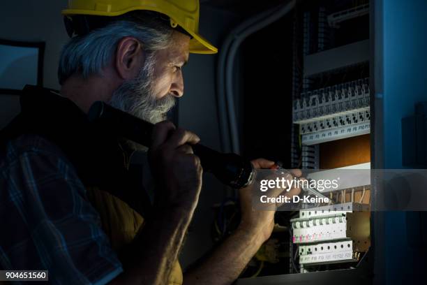 elektricien - stop watch stockfoto's en -beelden