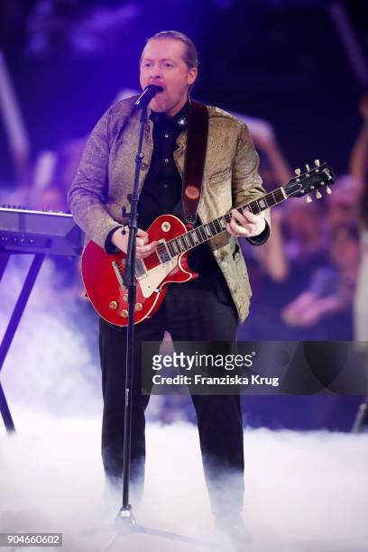 Joey Kelly performs during the 'Schlagerchampions - Das grosse Fest der Besten' TV Show at Velodrom on January 13, 2018 in Berlin, Germany.