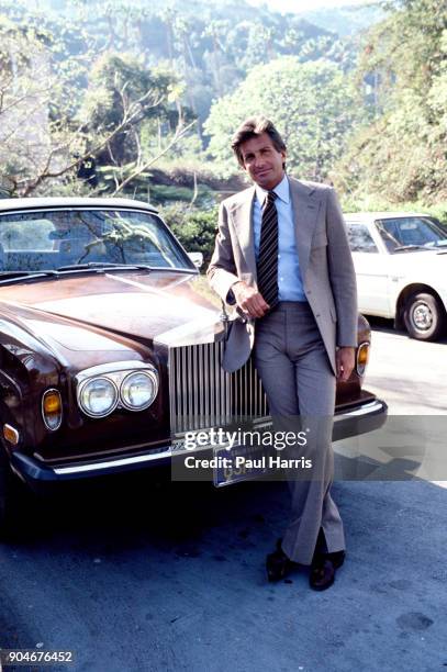 George Hamilton is an American film and television actor. His notable films include Home from the Hill, Light in the Piazza, Your Cheatin' Heart,...