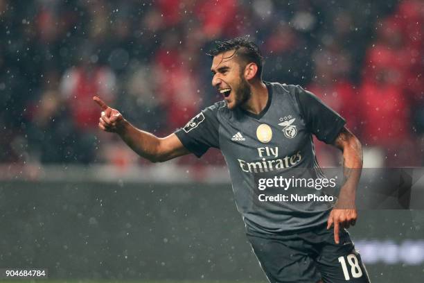 Benfica's Argentinian forward Toto Salvio celebrates after scoring a goal during the Premier League 2017/18 match between SC Braga and SL Benfica, at...