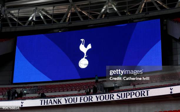 Tottenham hotspur logo hi-res stock photography and images - Alamy