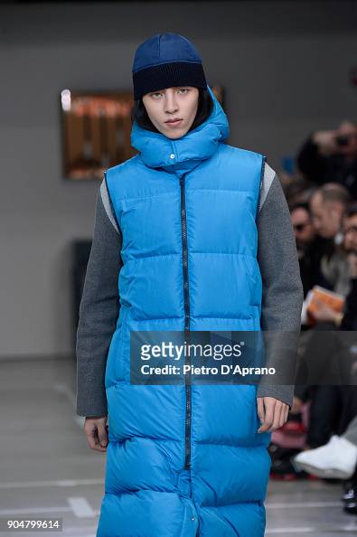 A model walks the runway at the Sunnei show during Milan Men's... News ...