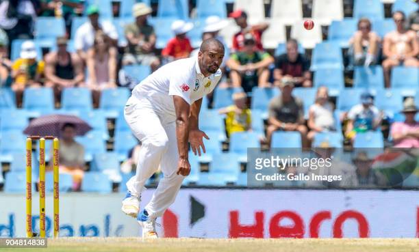 Vernon Philander of South Africa in action during day 2 of the 2nd Sunfoil Test match between South Africa and India at SuperSport Park on January...