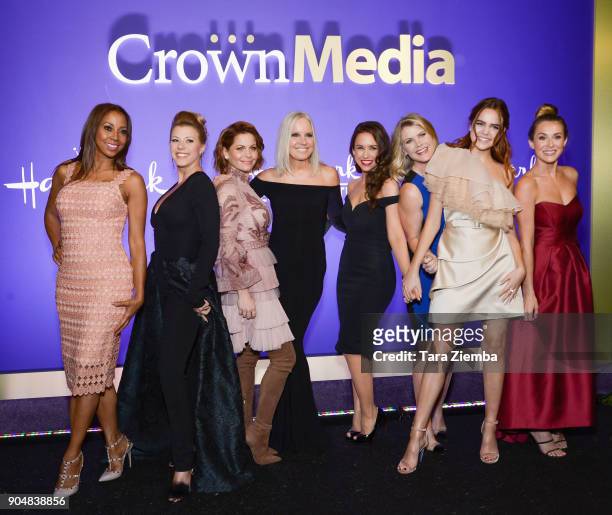 Actresses Holly Robinson Peete, Jodie Sweetin, Candace Cameron Bure, Michelle Vicary, VP, Programming and Network Publicity, Crown Media Family...