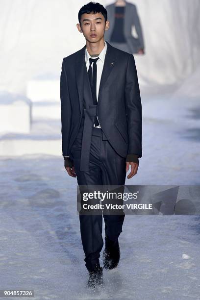 Model walks the runway at the Ermenegildo Zegna show during Milan Men's Fashion Week Fall/Winter 2018/19 on January 12, 2018 in Milan, Italy.