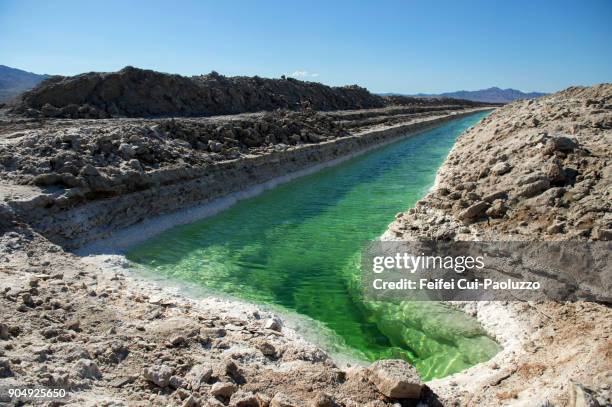 amboy salt evaporation pond - san bernardino california stock pictures, royalty-free photos & images