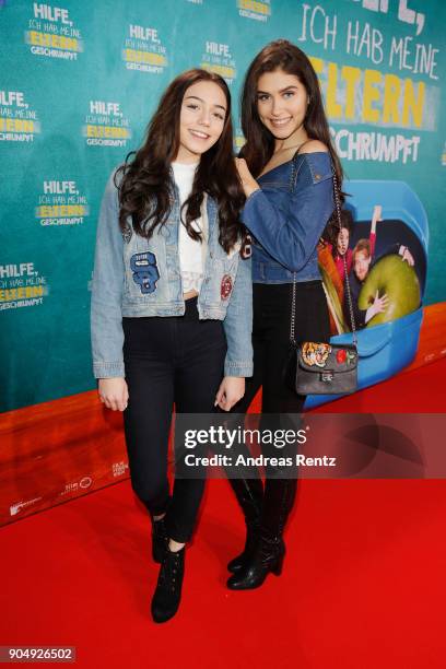 Tina Neumann and Ana Lisa Kohler attend the premiere of 'Hilfe, ich hab meine Eltern geschrumpft' at Cinedom on January 14, 2018 in Cologne, Germany.