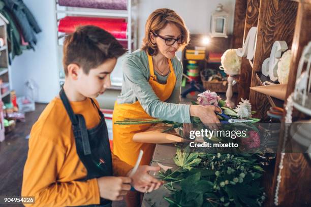 family business - kid entrepreneur stock pictures, royalty-free photos & images