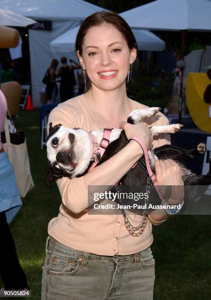 Rose McGowan and her dog