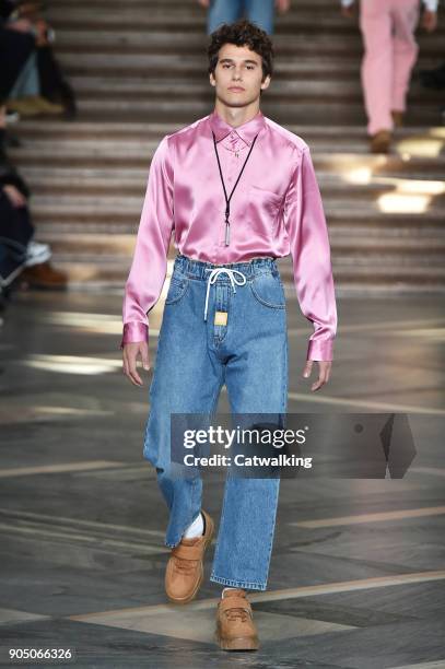 Model walks the runway at the MSGM Autumn Winter 2018 fashion show during Milan Menswear Fashion Week on January 14, 2018 in Milan, Italy.