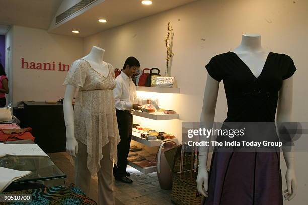 Haani Box Haani Photos and Premium High Res Pictures - Getty Images