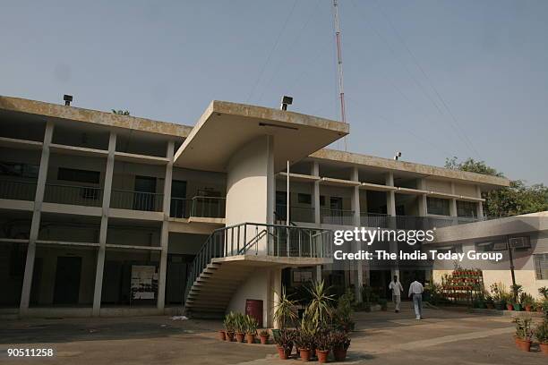 Andc Acharya Narendra Dev College Photos and Premium High Res Pictures ...