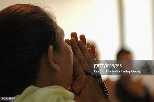 Chanting at Bharat Soka Gakkai in New Delhi, India