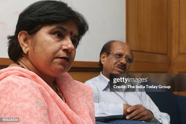 Juneja 434 Juneja Stock Photos, High-Res Pictures, and Images - Getty Images