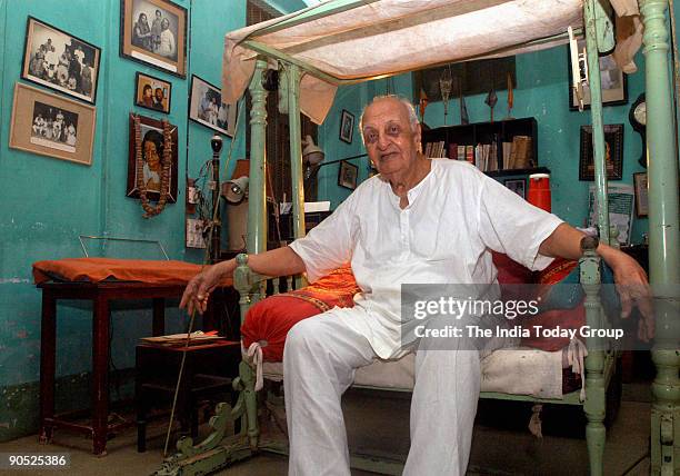 N R Mahida Mahida Photos and Premium High Res Pictures - Getty Images