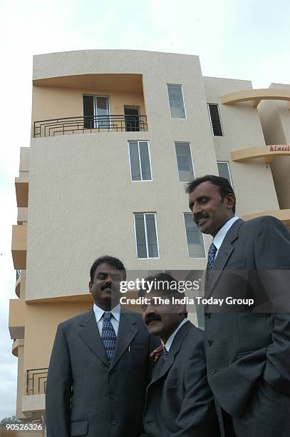 Kr Reddy 16 K Ramakrishna Stock Photos, High-Res Pictures, and Images - Getty Images