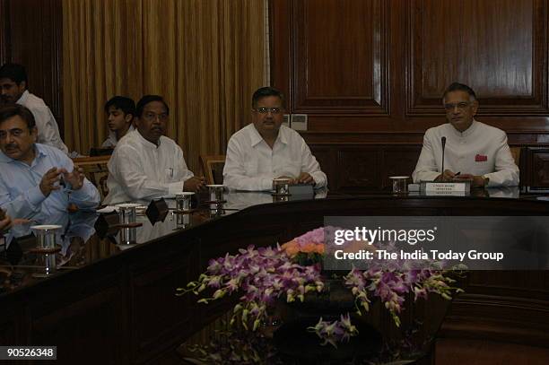 Raman Singh, Chief Minister of Chhattisgarh with Shivraj Patil, Union Cabinet Minister for Home Affairs addressing the Media in New Delhi, India