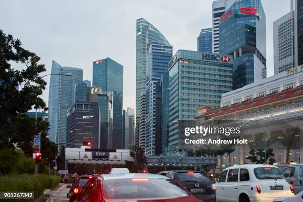 view from the esplanada drive of the skycrapers and office buildings in downtown singapore. asia. - esplanada stock pictures, royalty-free photos & images