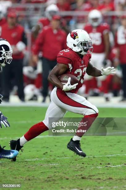 Kerwynn Williams of the Arizona Cardinals in action during the game against the Los Angeles Rams at University of Phoenix Stadium on December 3, 2017...