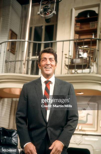 American singer, actor and comedian Dean Martin poses on set during the taping of 'The Dean Martin Variety Show' circa 1967 in Los Angeles,...