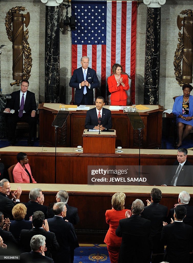 US President Barack Obama addresses a jo