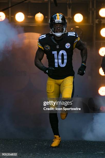 Pittsburgh Steelers wide receiver Martavis Bryant is announced during the AFC Divisional Playoff game between the Jacksonville Jaguars and the...