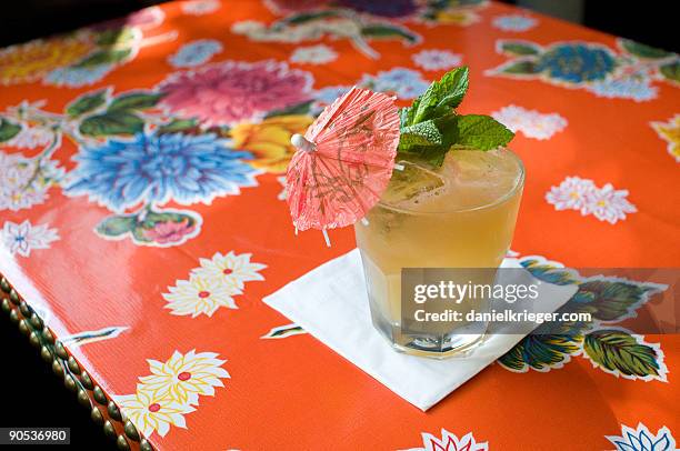 mai tai at fort defiance - paper umbrella stock pictures, royalty-free photos & images