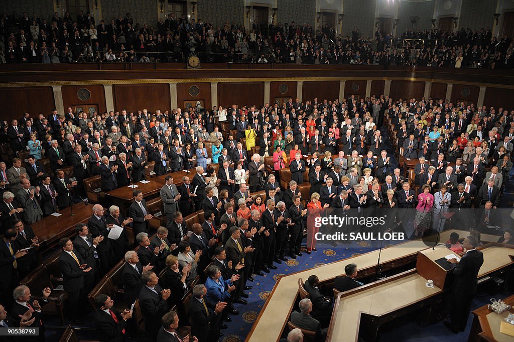 US President Barack Obama addresses a jo