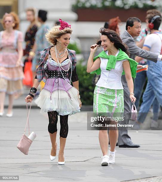 Sarah Jessica Parker and Kristin Davis filming on location for "Sex And The City 2" on the Streets of Manhattan on September 9, 2009 in New York City.