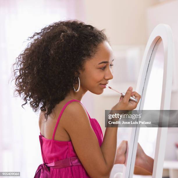 girl getting ready for homecoming dance - homecoming dance stock pictures, royalty-free photos & images