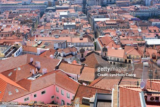 city and rooftops of lisbon seen from above - lyn holly coorg stock-fotos und bilder