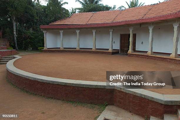 Janapada Library 25 Janapada Stock Photos, High-Res Pictures, and Images - Getty Images