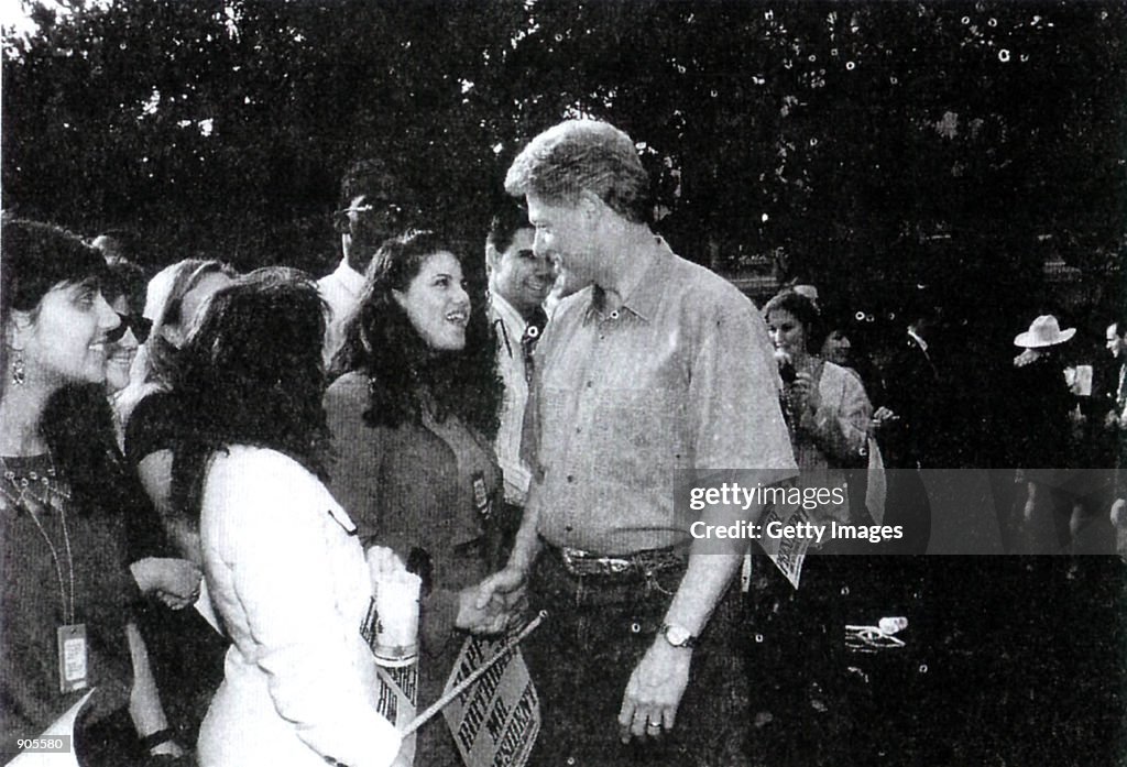 Monica Lewinsky meets with President Clinton