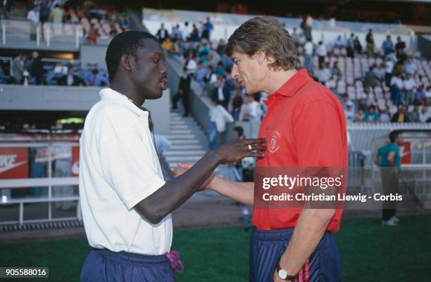 Liberian Soccer Player George Weah with coach Arsene Wenger - P.S.G. - Season 92/93