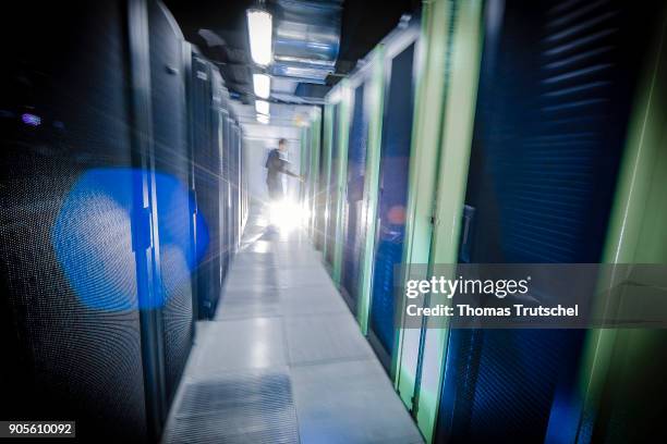 Network Rack Germany Network Server Rack Photos and Premium High Res Pictures - Getty Images