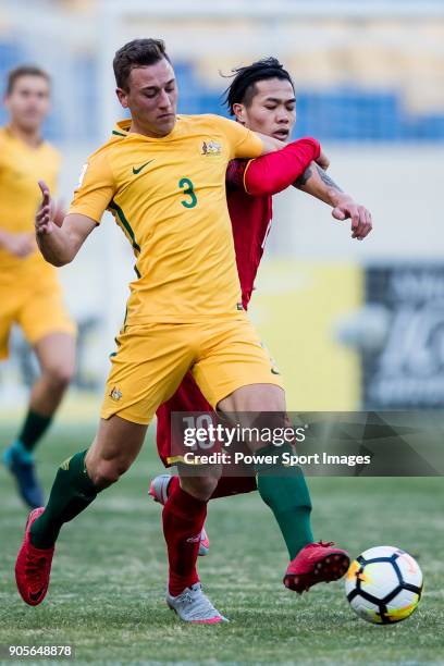 Alex Gersbach of Australia fights for the ball with Nguyen Cong Phuong of Vietnam during the AFC U23 Championship China 2018 Group D match between...